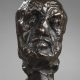 Auguste Rodin (1840–1917), Petite tête de "L’Homme au nez cassé", bronze à patine brune, fonte Rudier, haut. bronze seul 12,4 cm, sculptures - galerie Tourbillon, Paris