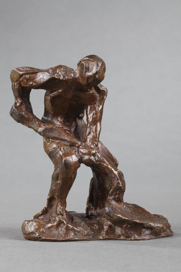 Jules Dalou (1838-1902), "Terrassier chargeant", bronze à patine marron nuancé, fonte Hébrard, haut. 10 cm, sculptures - galerie Tourbillon, Paris