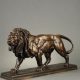 Antoine-Louis Barye (1796-1875), "Lion marchant", bronze à patine brun très nuancé, fonte Atelier Barye, long. terrasse 39,4 cm, sculptures - galerie Tourbillon, Paris