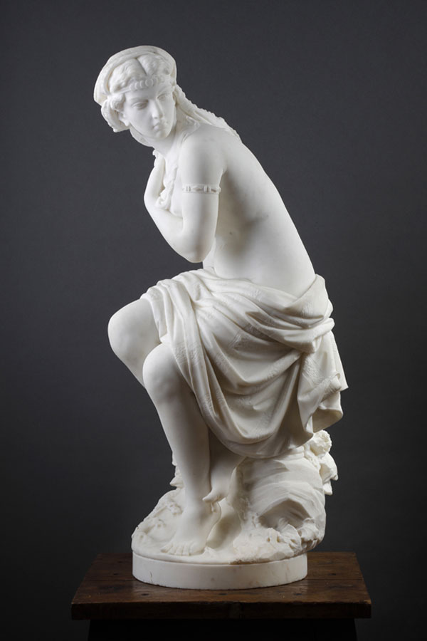 Giovanni Battista Lombardi (1823-1880), "Suzanne surprise", marbre blanc de Carrare, haut. 91 cm, sculptures - galerie Tourbillon, Paris