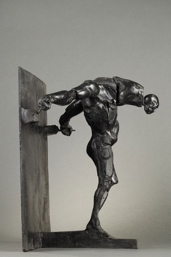 Laurent Belloni (né en 1969), Le Gardien, bronze à patine brun noir, fonte Susse, haut. 40,5 cm, sculptures - Galerie Tourbillon, Paris
