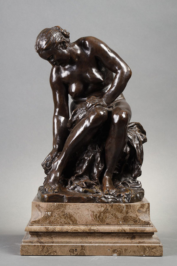 Jules Dalou (1838-1902), "Baigneuse" ou "Suzanne", bronze à patine brun foncé nuancé, fonte Hébrard, haut. totale 44,5 cm, sculptures - galerie Tourbillon, Paris