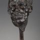 Laurent Belloni (né en 1969), Tête d'homme aux lunettes, bronze à patine brun noir, fonte Susse, haut. 15 cm, sculptures - Galerie Tourbillon, Paris