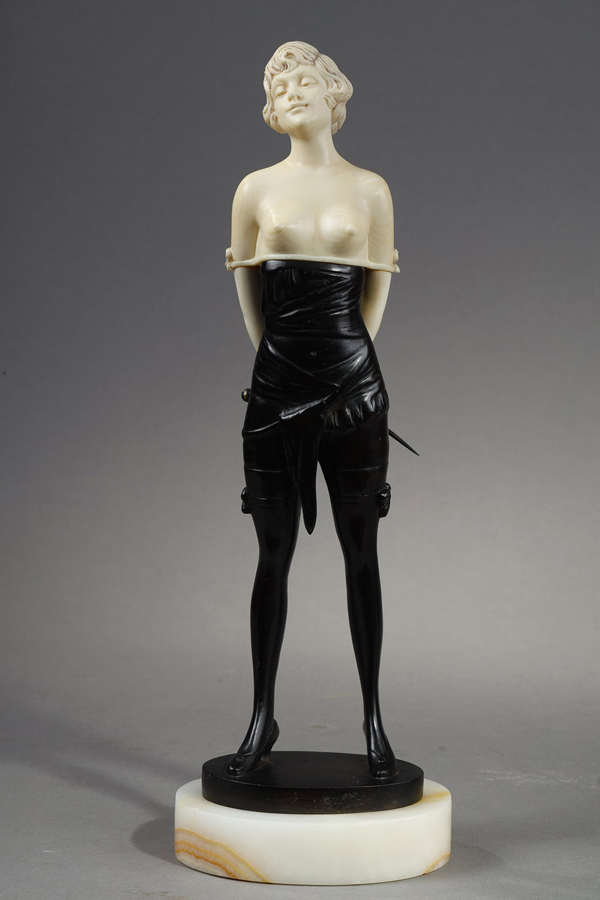 Bruno Zach (1891-1935), "La Cravache", sculpture chryséléphantine, haut. totale 26,5 cm. sculptures - galerie Tourbillon, Paris