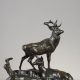 Antoine-Louis Barye (1796-1875), "Famille de cerf", bronze à patine brun nuancé, fonte Barbedienne cachet Or, long. terrasse 24,5 cm, sculptures - galerie Tourbillon, Paris