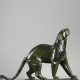 Georges Guyot (1885-1973), Panthère humant, bronze à patine vert richement nuancé, fonte Susse, long. 50 cm, sculptures - galerie Tourbillon, Paris