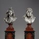 Albert-Ernest Carrier-Belleuse (1824-1887), Paire de bustes d'Albrecht Dürer et Rembrandt van Rijn, bronze argenté, socles en marbre rouge et noir, haut. totale 38,5 cm, sculptures - galerie Tourbillon, Paris