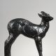 Rembrandt Bugatti (1884-1916), Petit Faon Axis, bronze à patine brun foncé nuancé, fonte Hébrard, haut. 31,7 cm, sculptures - galerie Tourbillon, Paris