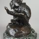 Henri-Alfred Jacquemart (1824-1896), "Singe s'épouillant", bronze à patine brun foncé nuancé, socle en marbre vert, haut. totale 12 cm, sculptures - galerie Tourbillon, Paris